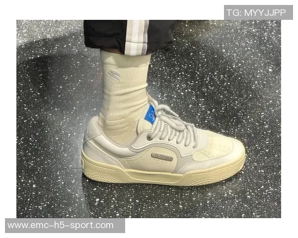 欧文新一代签名鞋KAI3首发马年主题配色引领潮流风尚