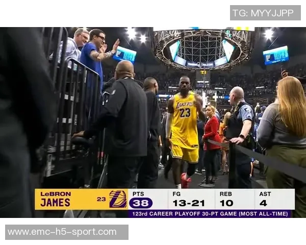 瓦兰丘纳斯回忆猛龙季后赛遭遇詹姆斯的无奈与遗憾 瓦兰丘纳斯回忆猛龙季后赛遭遇詹姆斯的无奈与遗憾