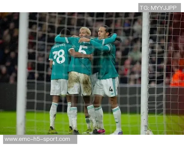 VAR奥利弗确认范戴克进球被判无效因罗伯逊干扰门将位置